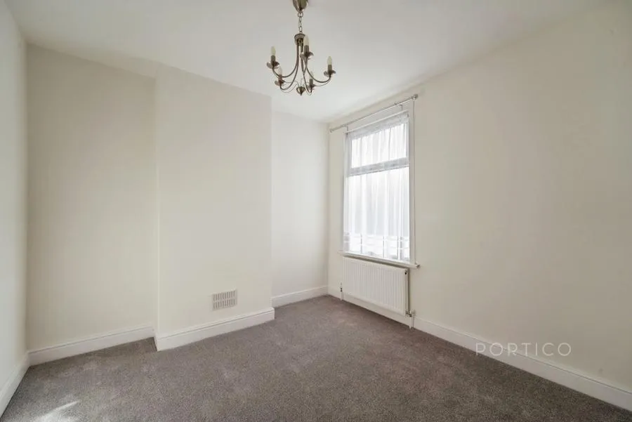 Seymour Road, London, E10, photo 7