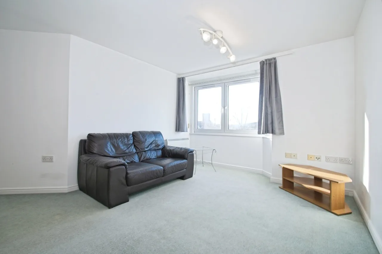 Verona House, Vellacott Close, Cardiff Bay, CF10, photo 10
