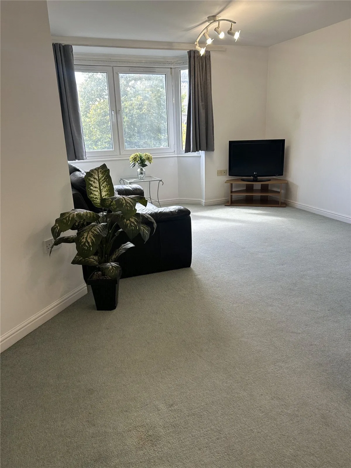 Verona House, Vellacott Close, Cardiff Bay, CF10, photo 6