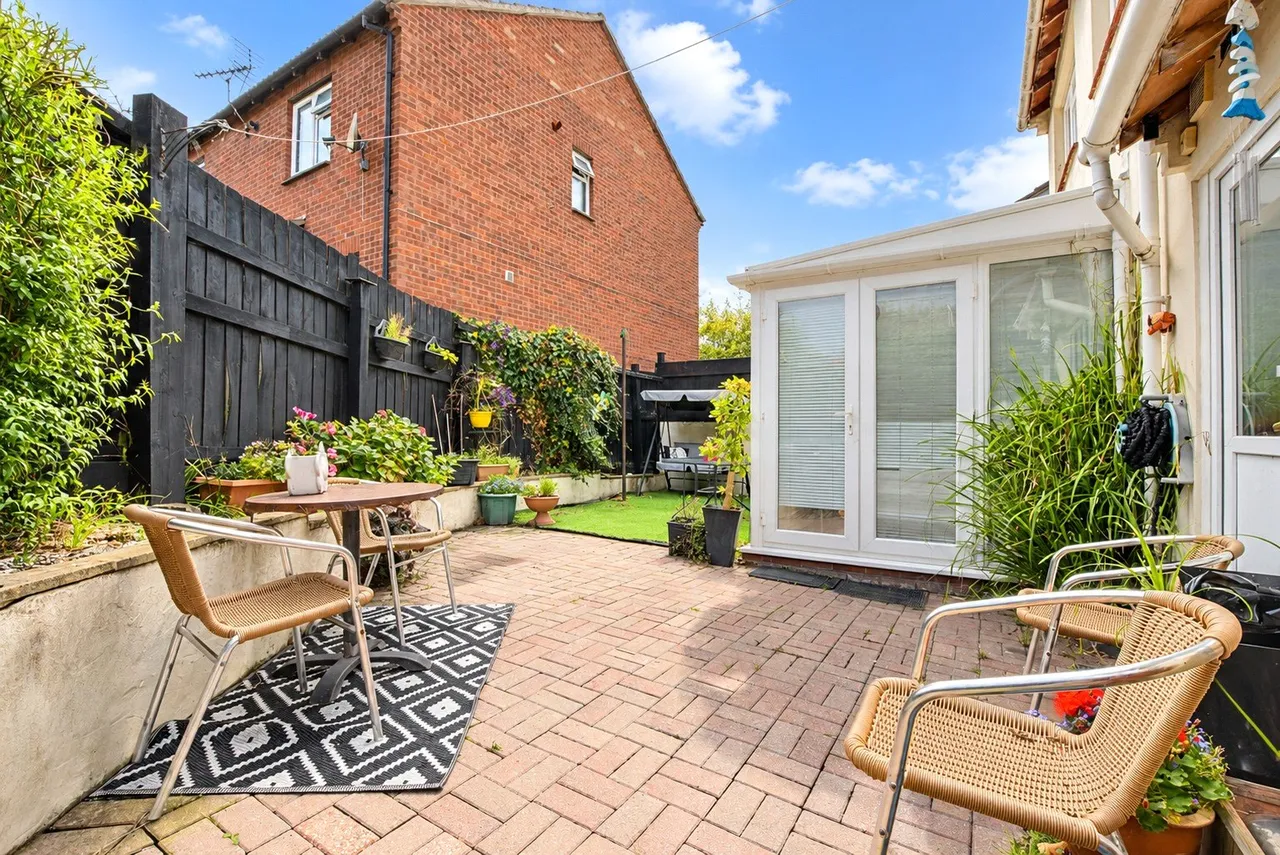 Long Meadow Drive, Barnstaple, EX32, photo 5