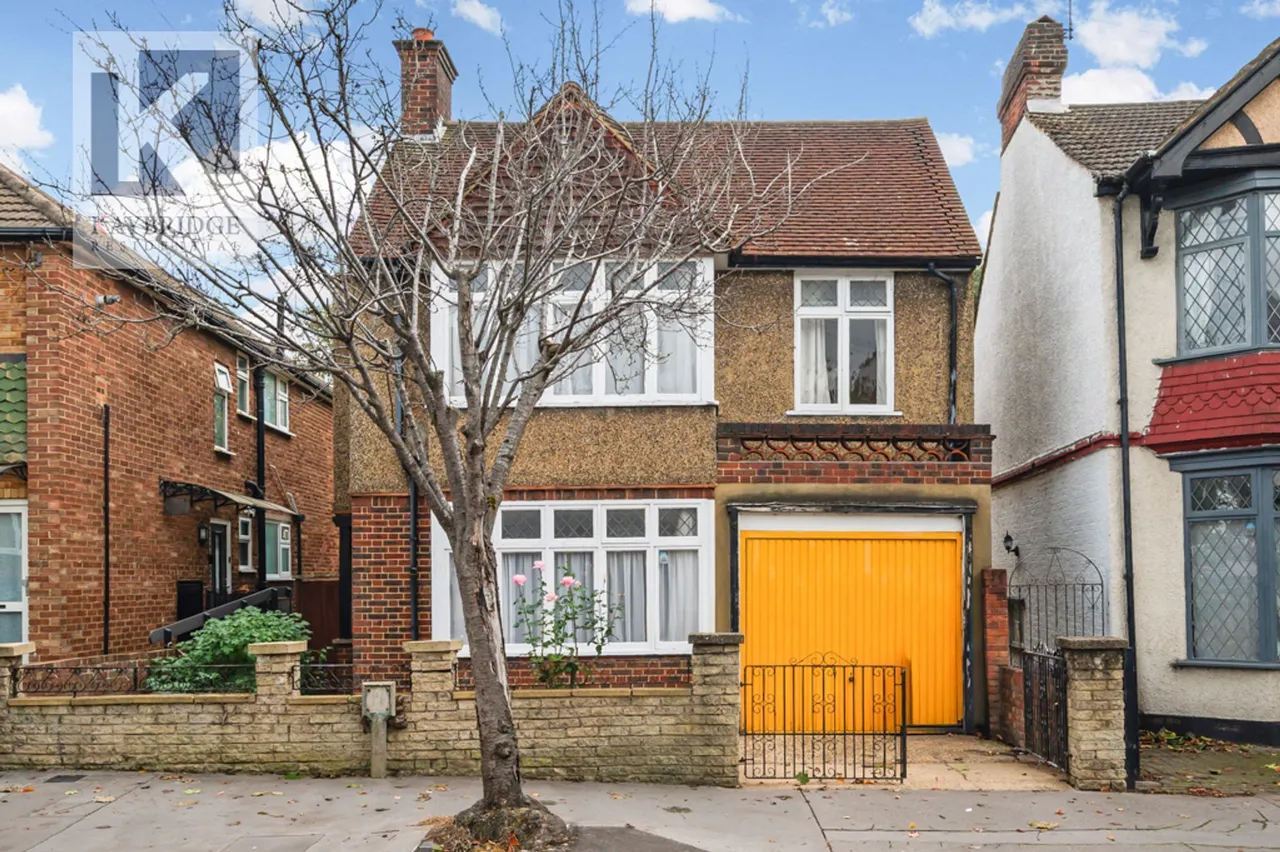 4 bed house for sale, Waddon Park Avenue, Croydon, CR0