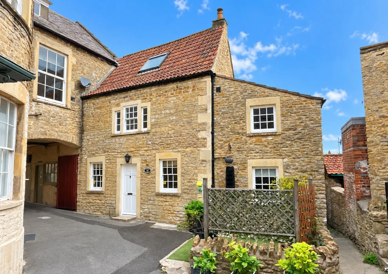 2 bed house for sale, Catherine Hill, Frome, BA11