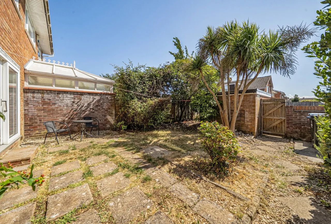 Nightingale Gardens, Somerset, Nailsea, BS48 2BH, photo 21