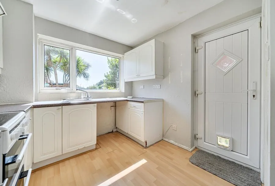 Nightingale Gardens, Nailsea, BS48, photo 14