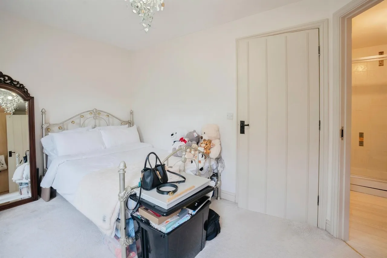 Park Crescent, Bolton-Upon-Dearne, S63, photo 9