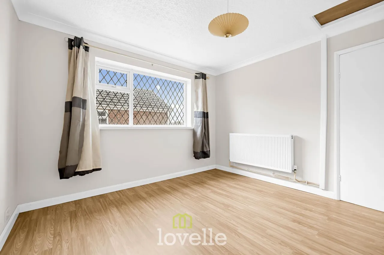 Queen Elizabeth Road, Humberston, DN36, photo 11