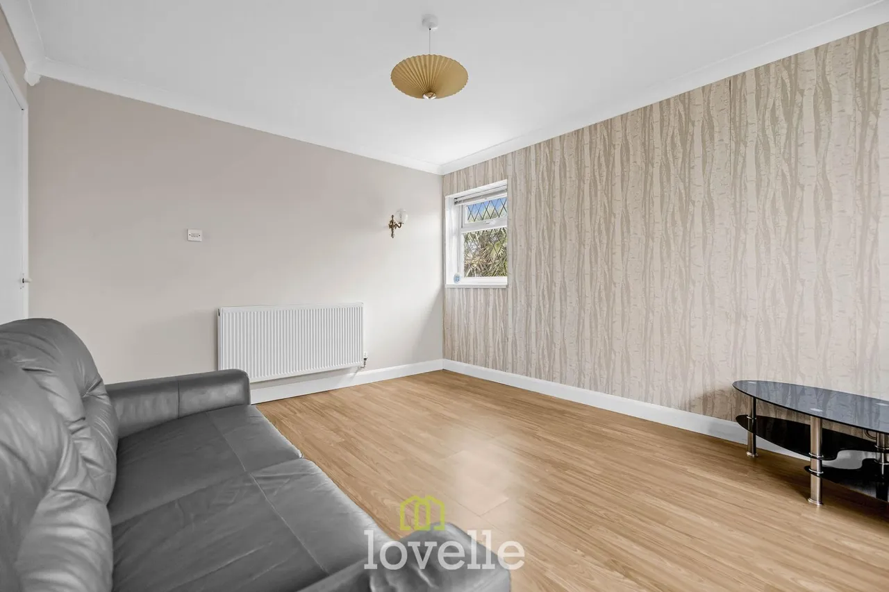 Queen Elizabeth Road, Humberston, DN36, photo 5