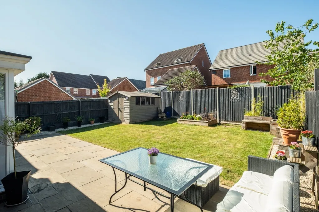 Sand Martin Close, East Leake, LE12, photo 15