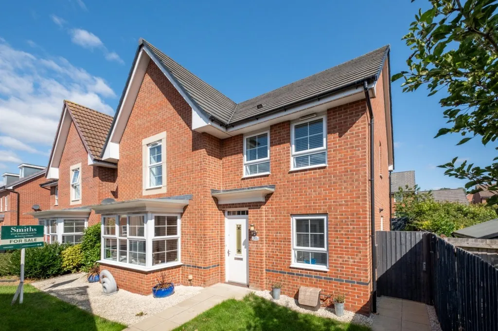 4 bed house for sale, Sand Martin Close, East Leake, LE12