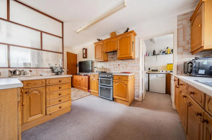 Abingdon Road, Standlake, OX29, photo 5