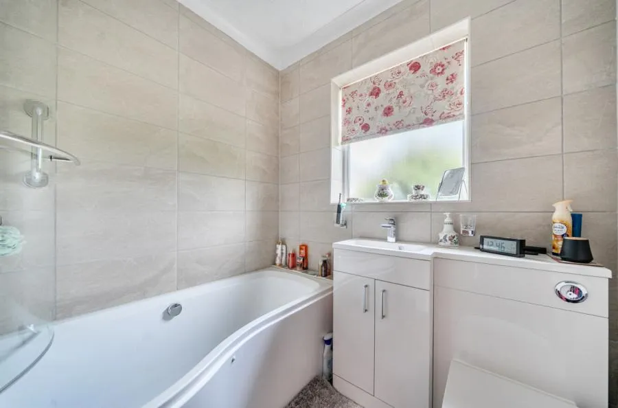 Abingdon Road, Standlake, OX29, photo 14