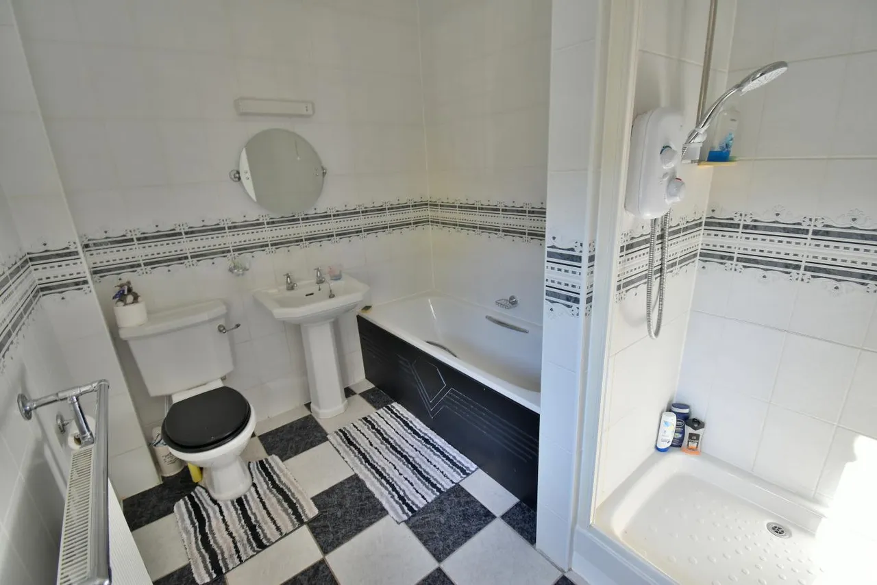 Dudsbury Avenue, BH22, photo 14