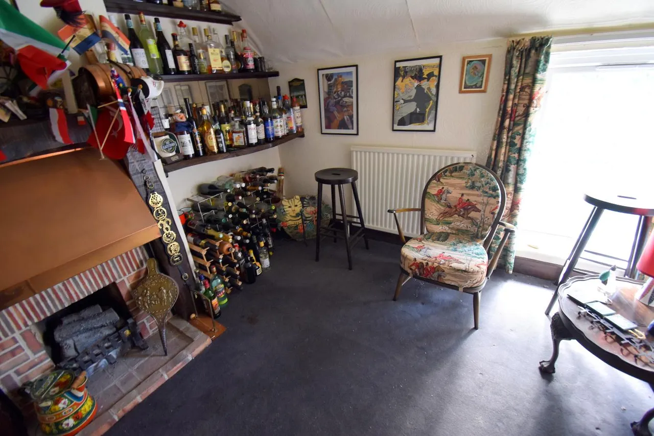 Dudsbury Avenue, BH22, photo 16