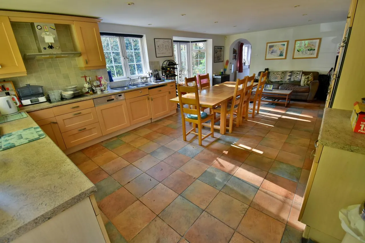Dudsbury Avenue, BH22, photo 7