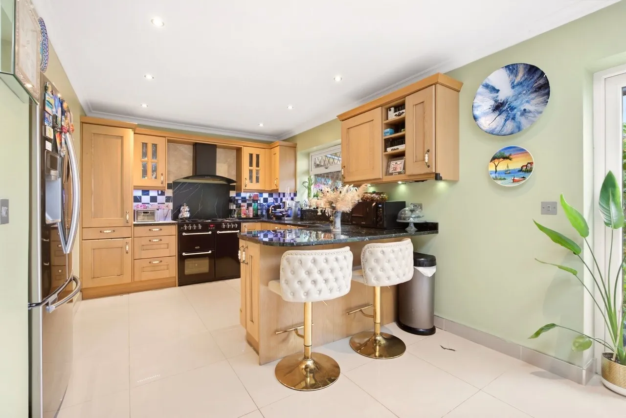 Nicholls Close, Redbourn, AL3, photo 6