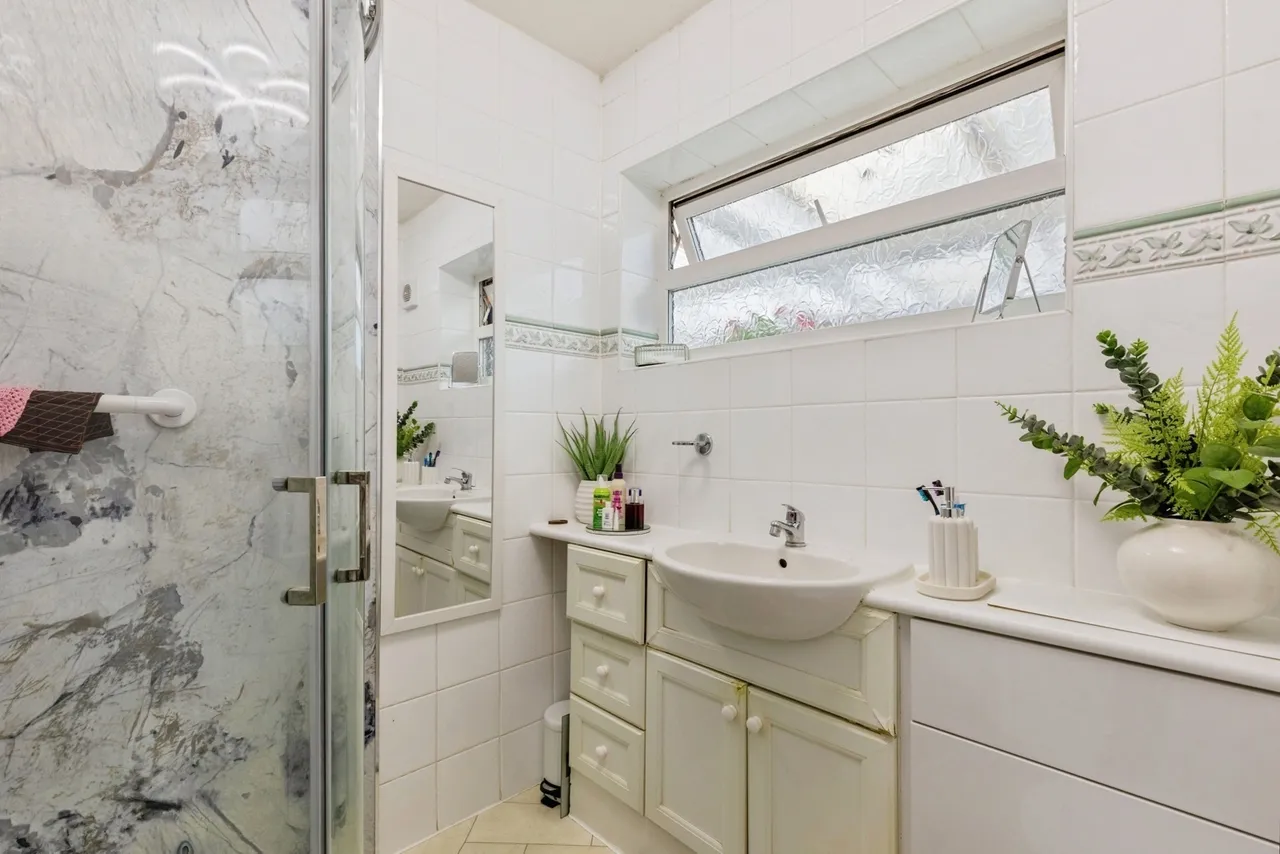 Parkville Highway, Holbrooks, Coventry, CV6, photo 11