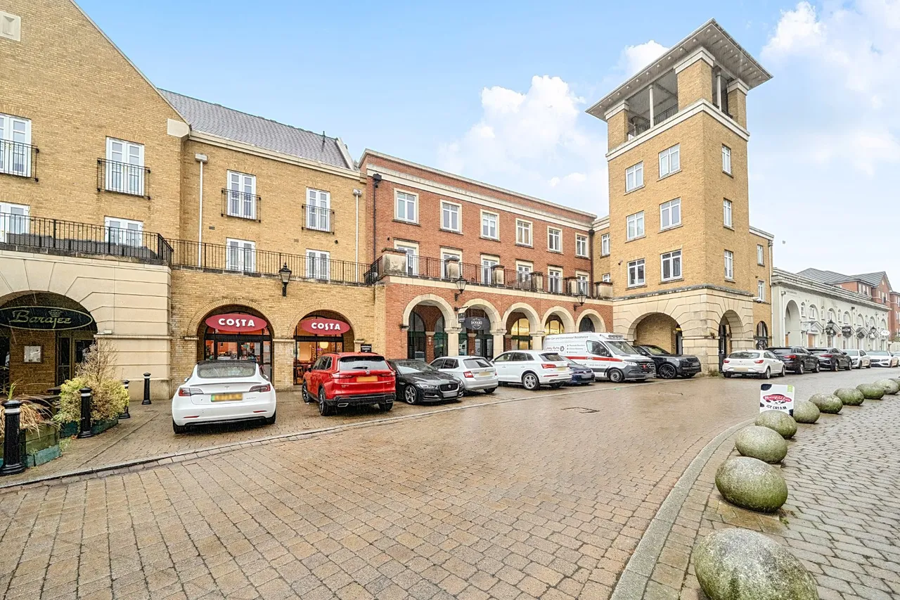 Grange House, Dickens Heath, B90, photo 6