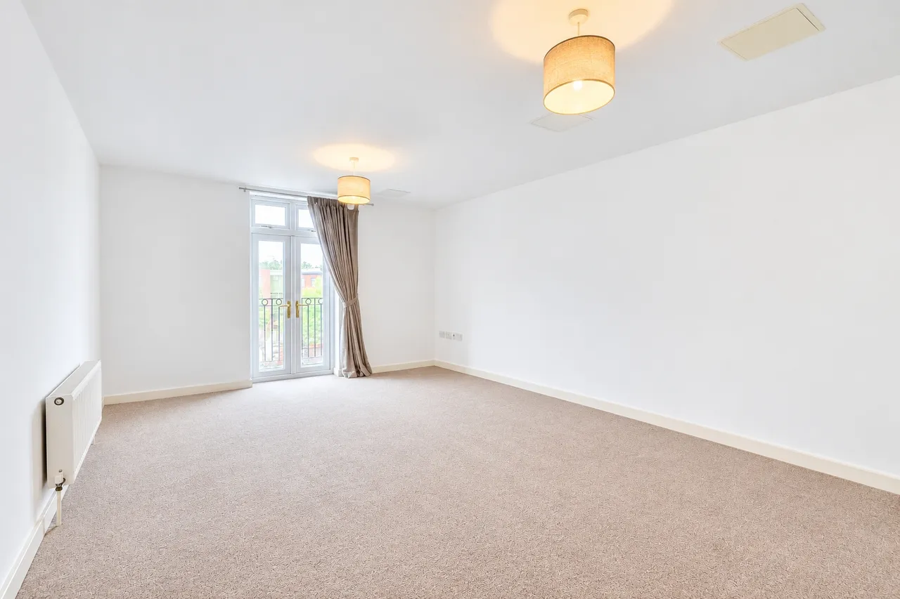 Grange House, Dickens Heath, B90, photo 10