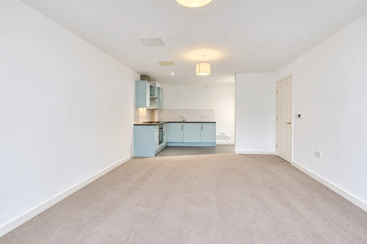 Grange House, Dickens Heath, B90, photo 3