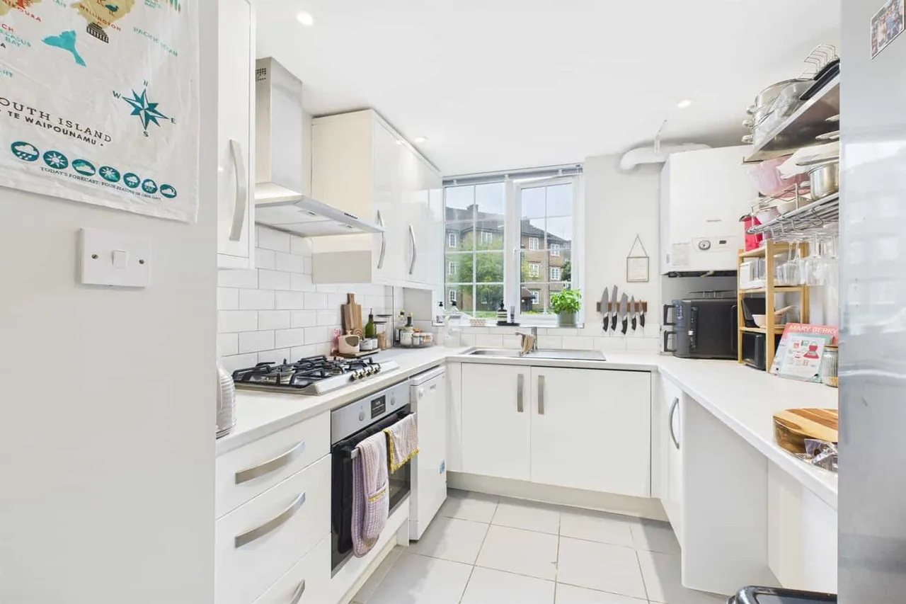 London Court, Frogmore, London, SW18 1HH, photo 5