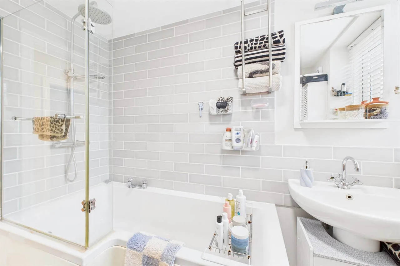 London Court, Frogmore, London, SW18 1HH, photo 10