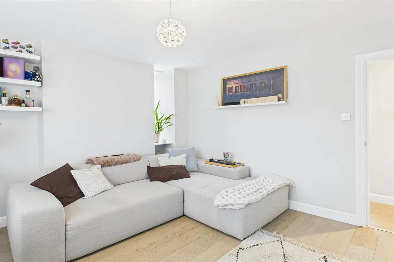 London Court, Frogmore, London, SW18 1HH, photo 3