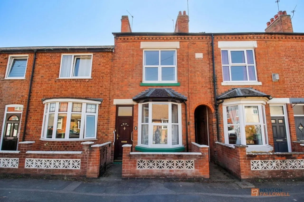 2 bed house for sale, Wellington Street, Syston, LE7
