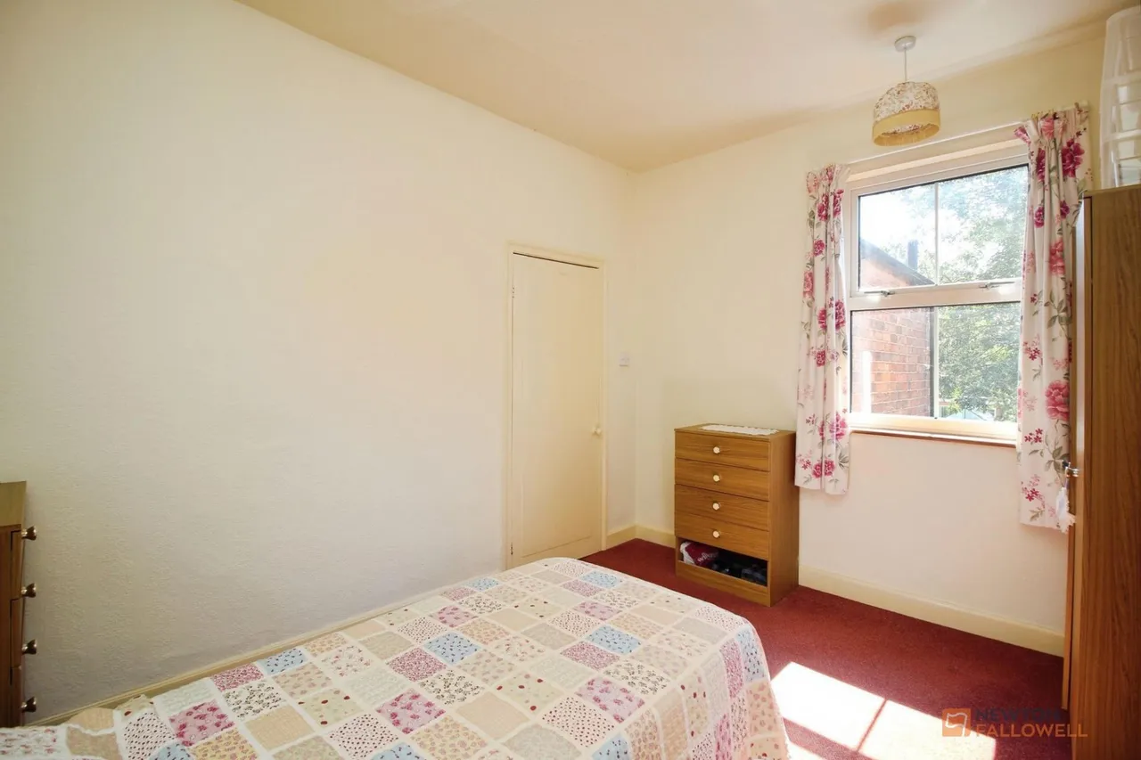 Wellington Street, Syston, LE7, photo 11