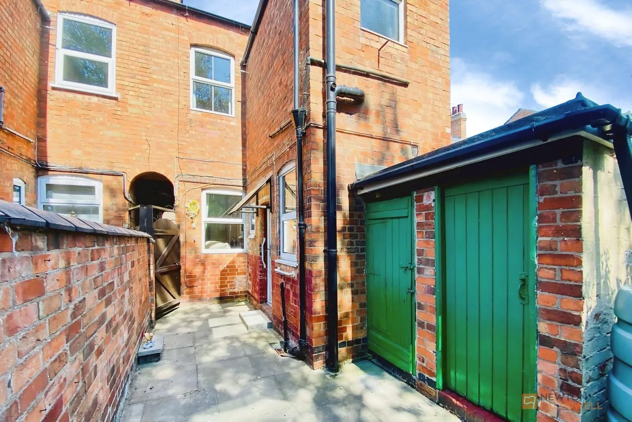 Wellington Street, Syston, LE7, photo 15
