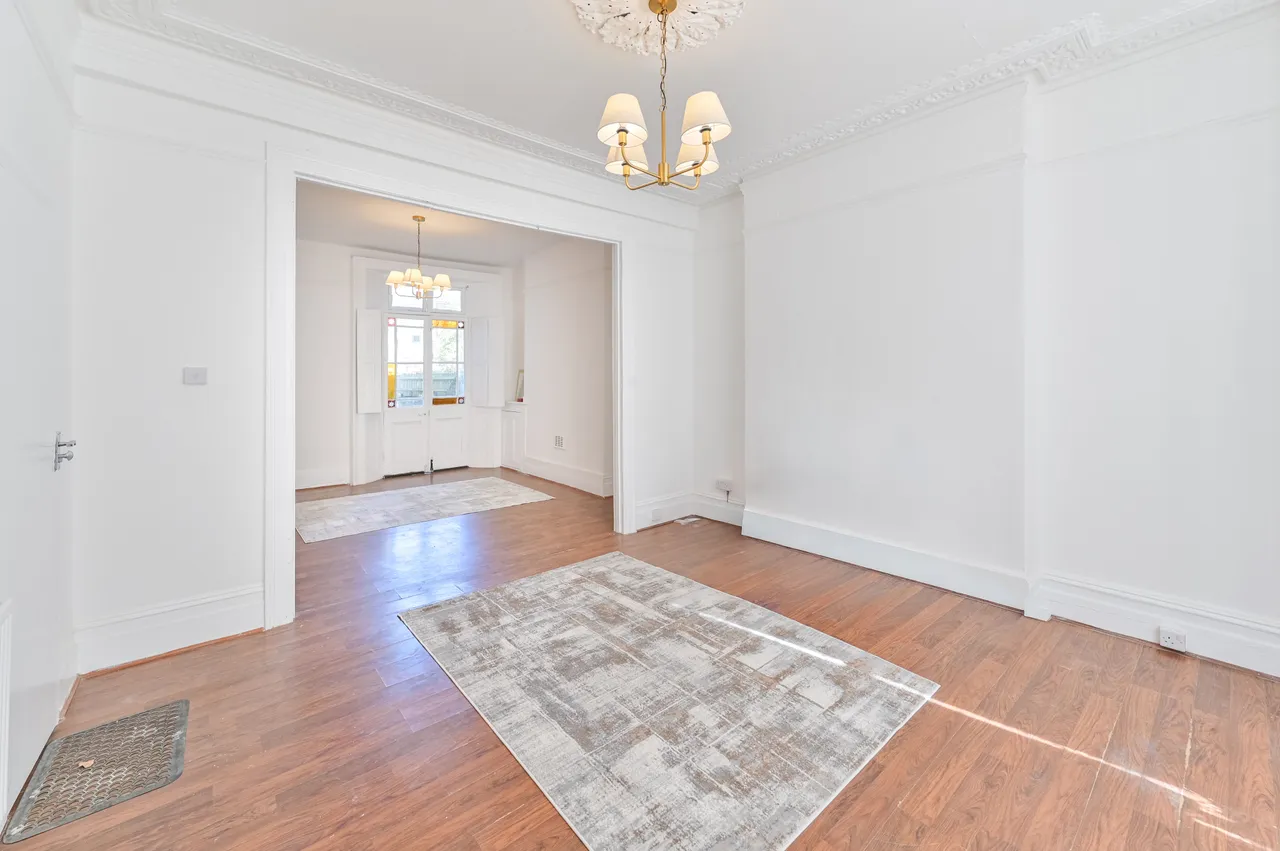 53 Saltoun Road, London, photo 3