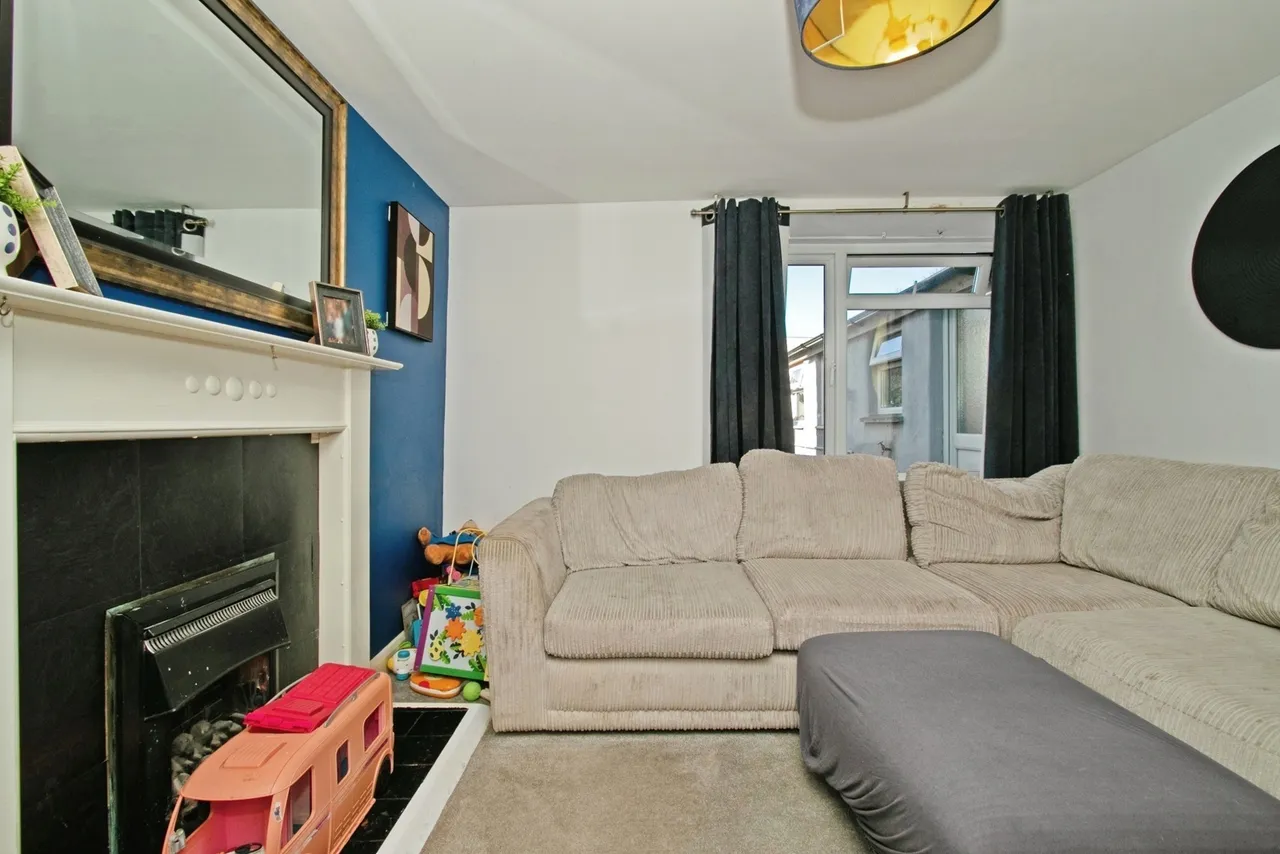 Fore Street, Camborne, TR14, photo 9