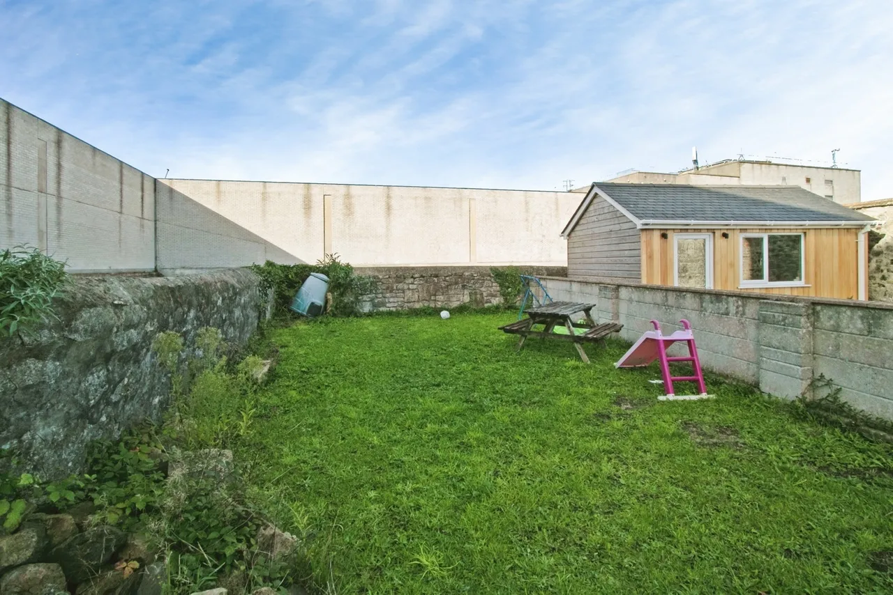 Fore Street, Camborne, TR14, photo 27