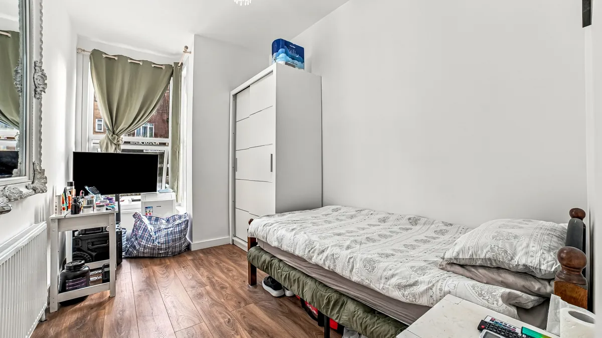 Green Lane, Ilford, IG3, photo 9