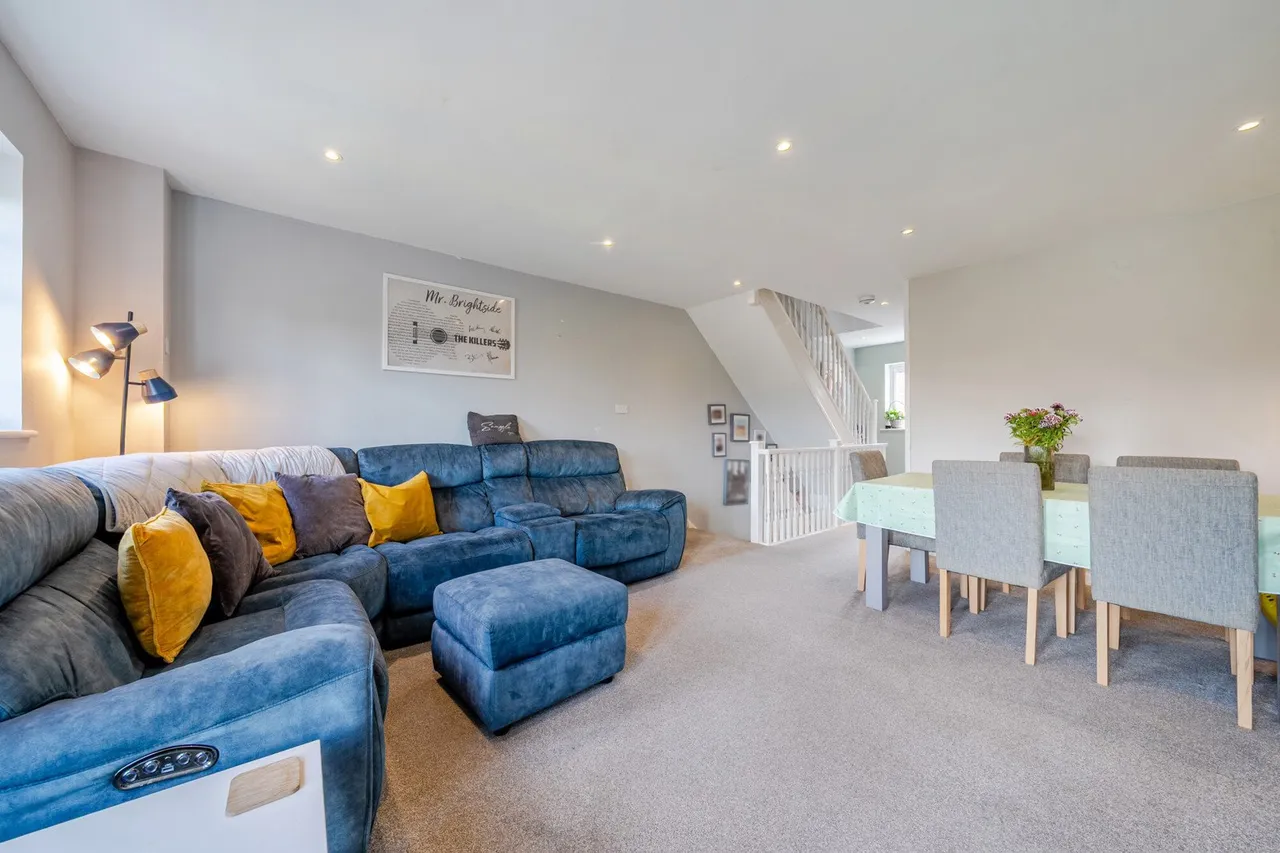 Reservoir Close, Kent, DA9, photo 5