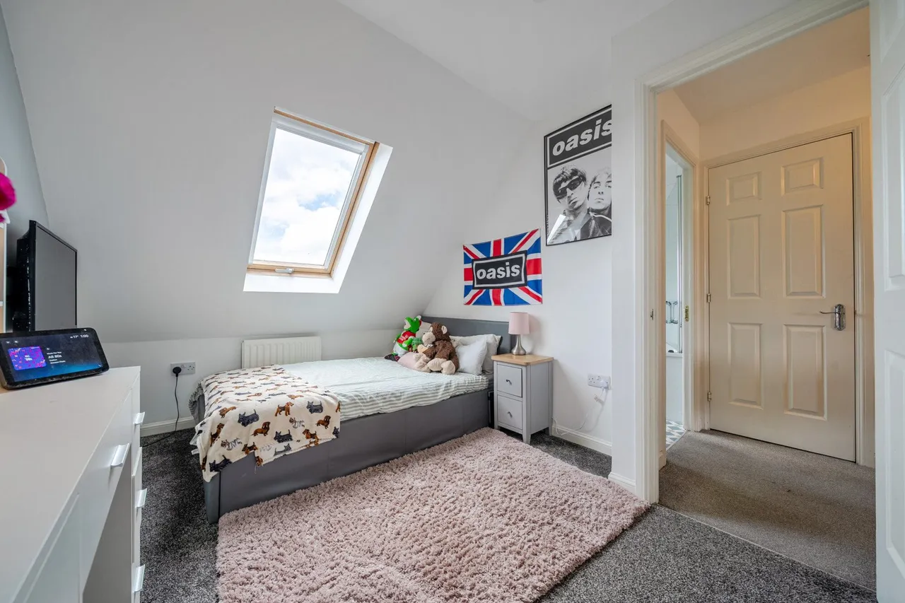 Reservoir Close, Kent, DA9, photo 20