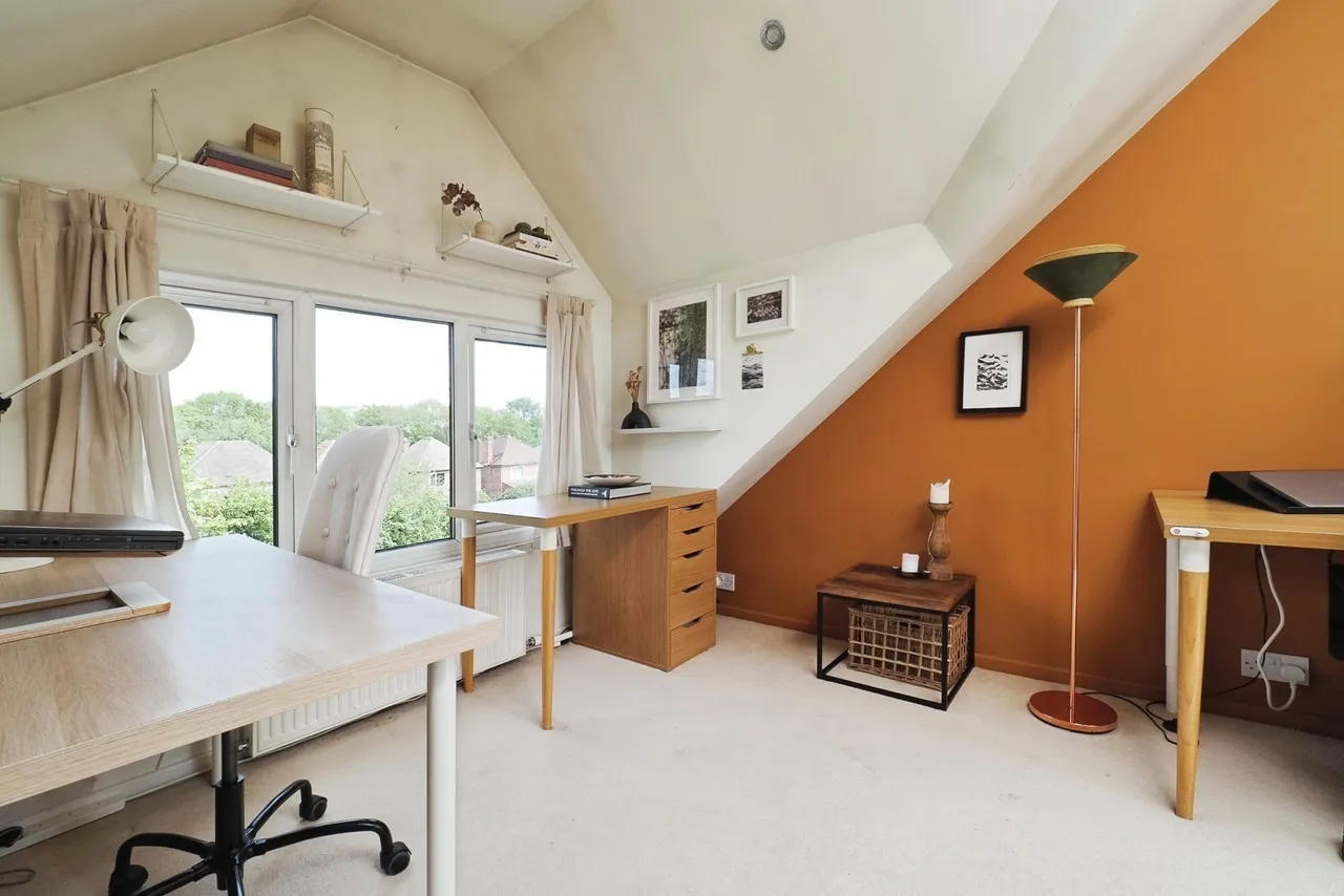 Russell Drive, Wollaton, Nottingham, NG8, photo 11