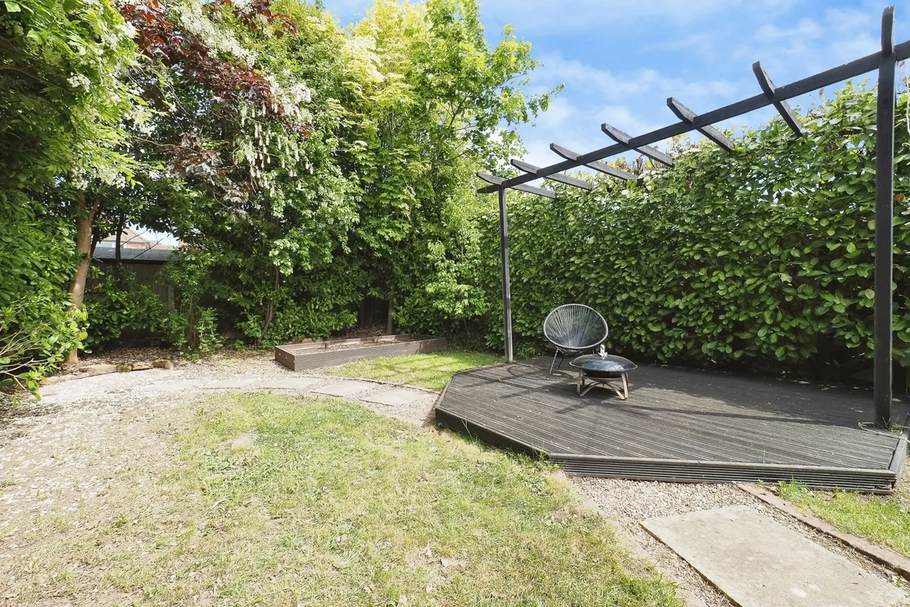 Russell Drive, Wollaton, Nottingham, NG8, photo 18