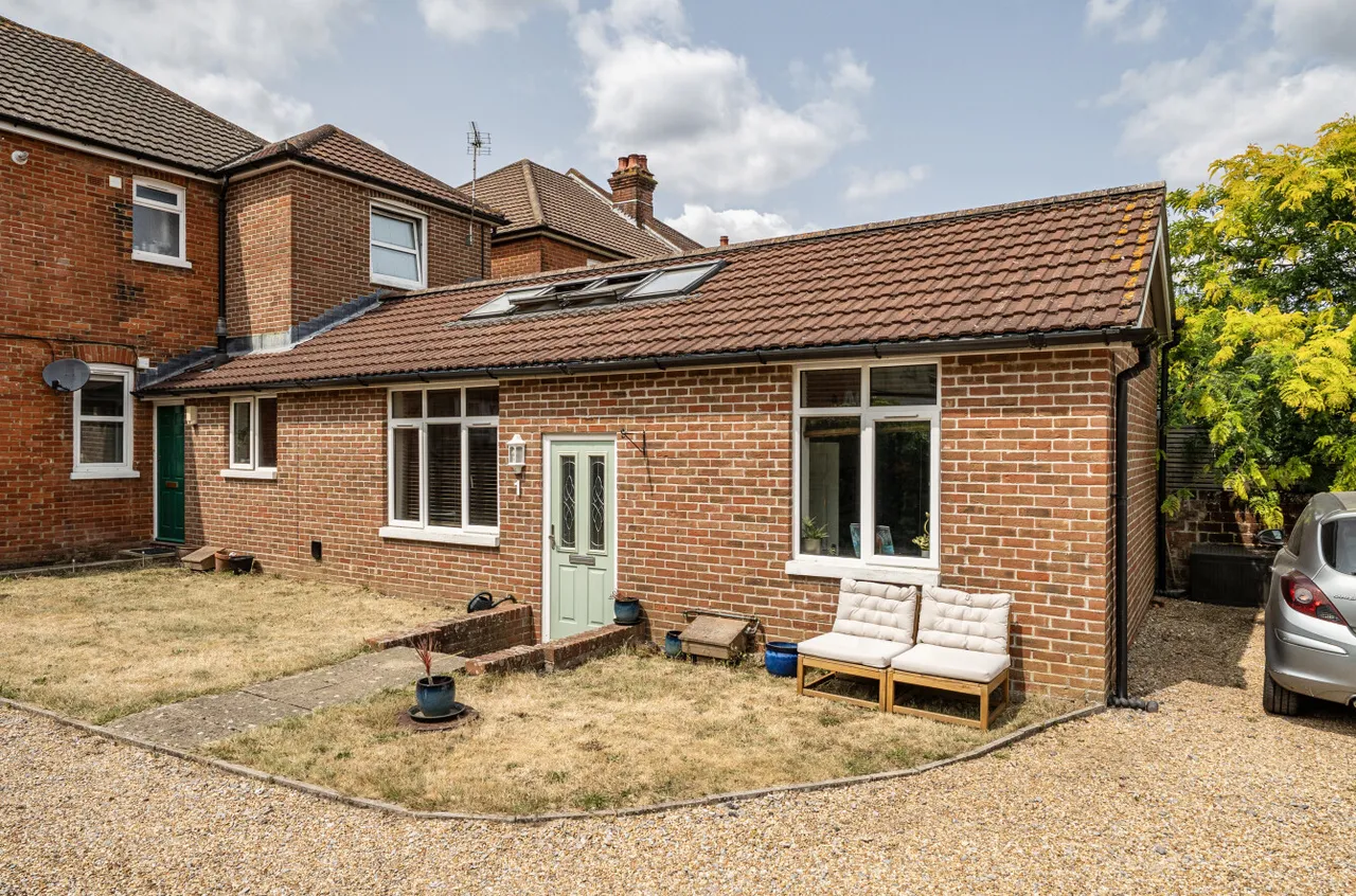 1 bed flat for sale, Atherley Road, Shirley, SO15