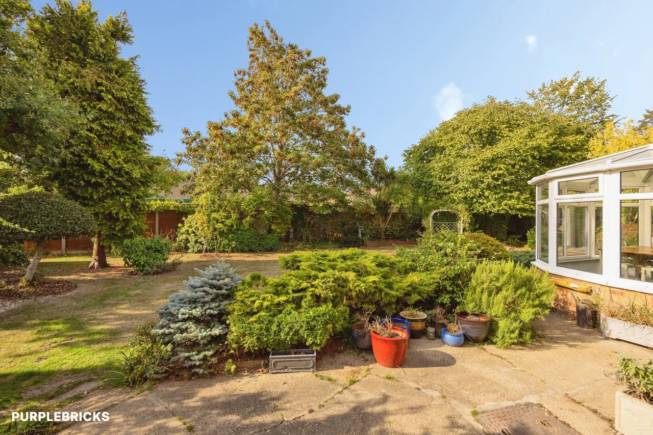 Oakwood Road, Woking, GU21, photo 17