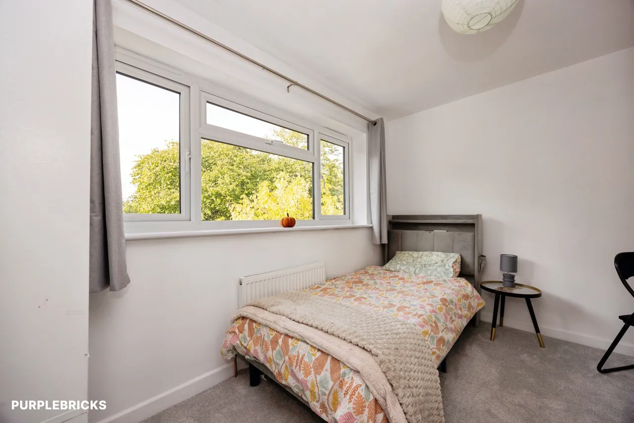 Oakwood Road, Woking, GU21, photo 5