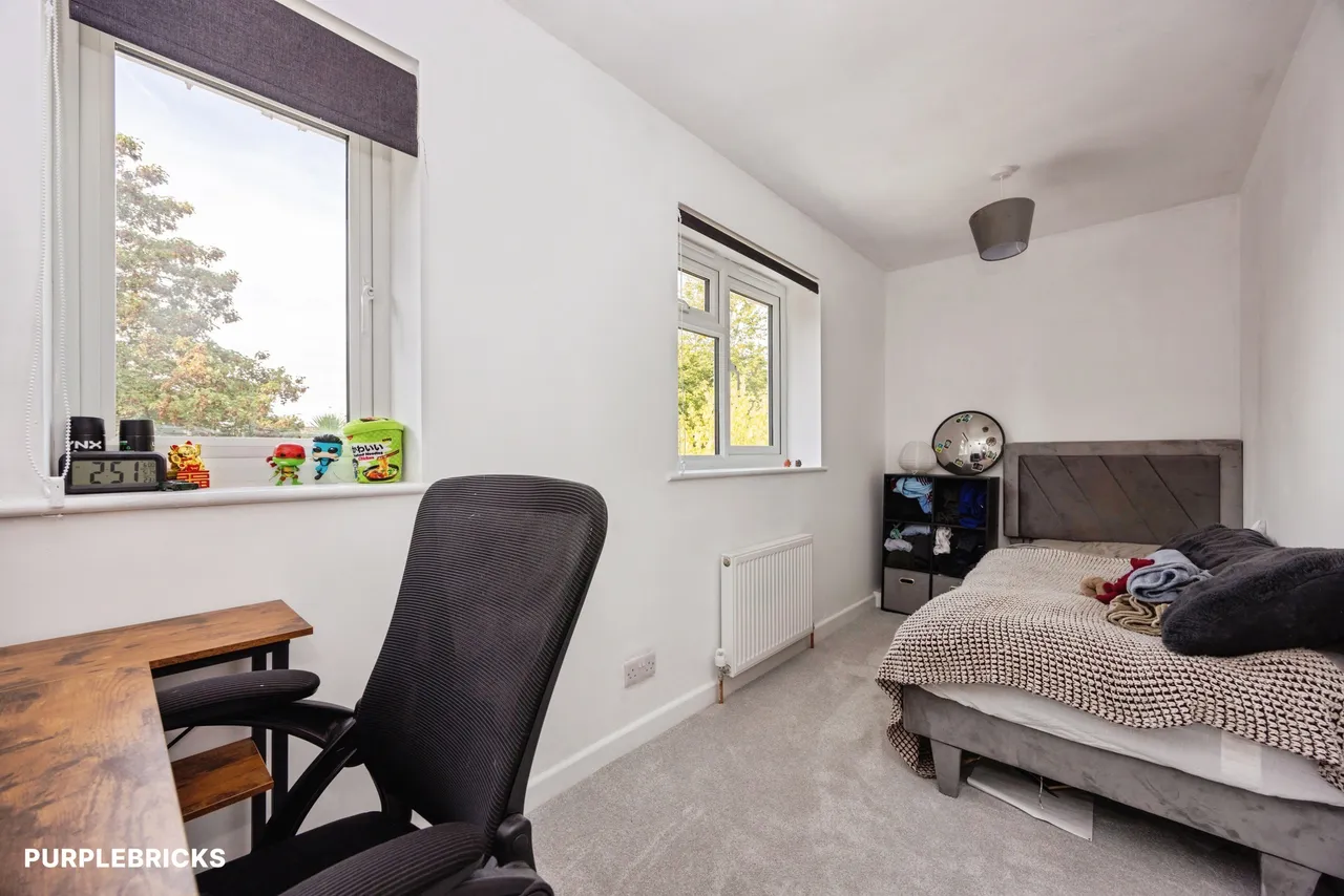 Oakwood Road, Woking, GU21, photo 13