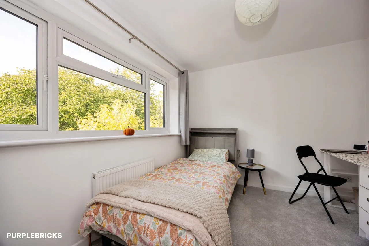 Oakwood Road, Woking, GU21, photo 28