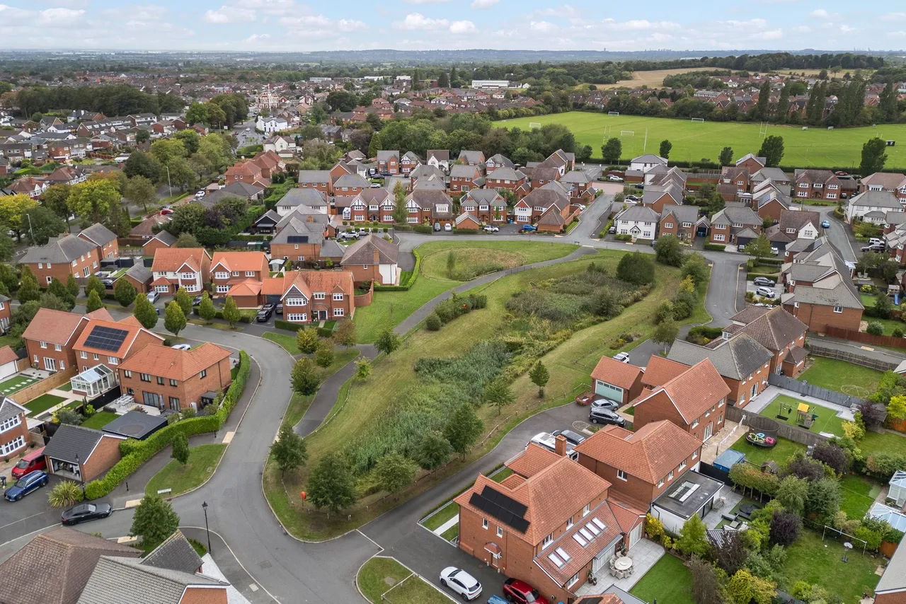 Glazebrook Lane, Widnes, WA8, photo 60