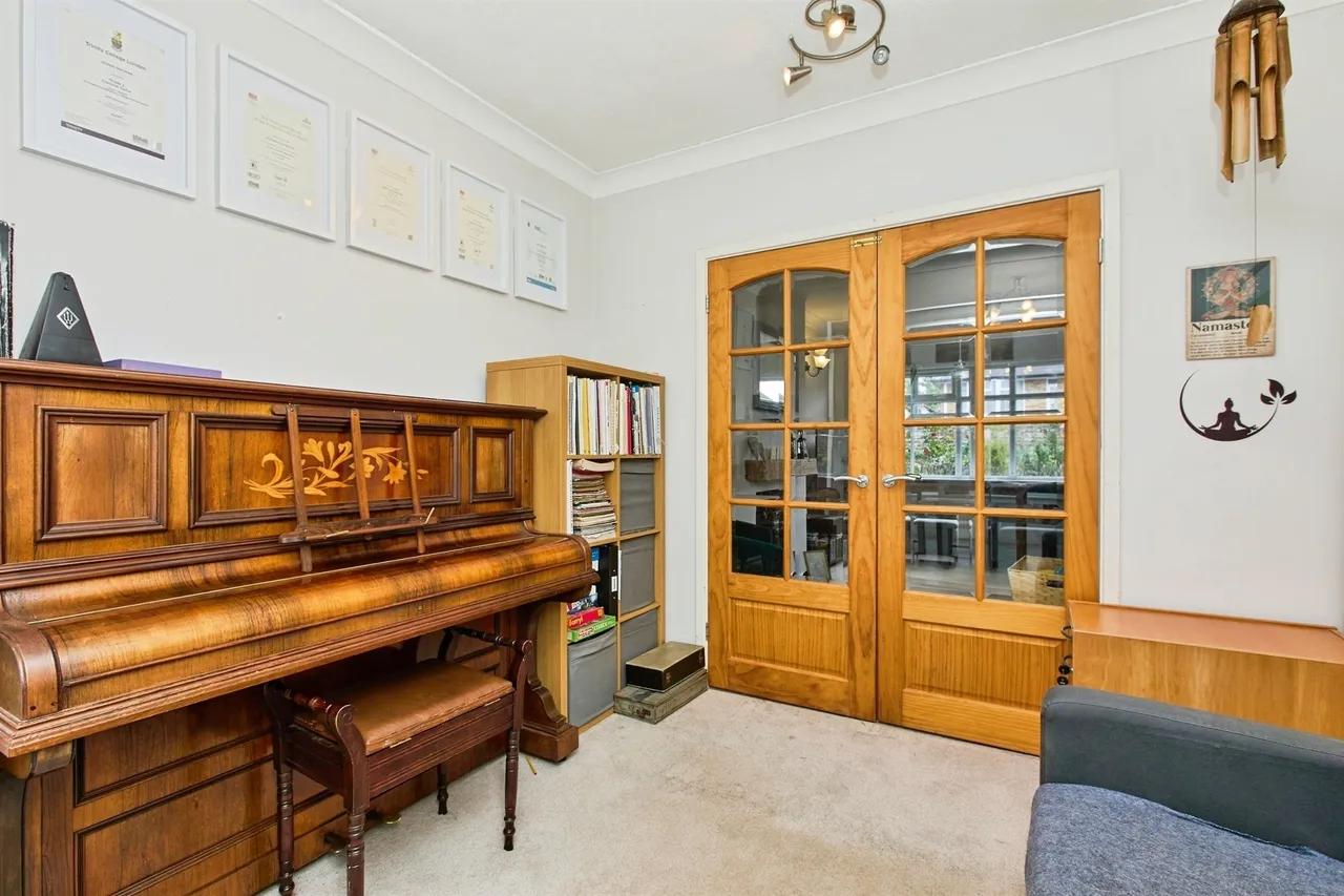 Curzon Close, Allestree, DE22, photo 5