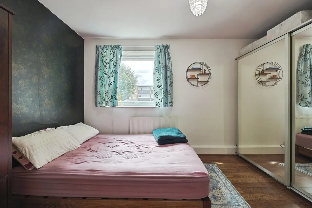 Sheepcote Lane, London, SW11, photo 6