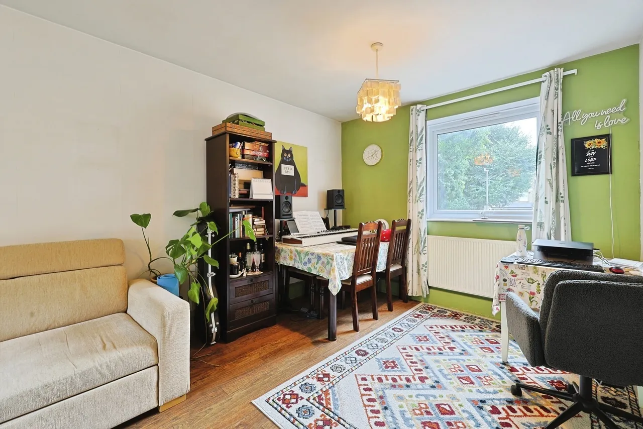 Sheepcote Lane, London, SW11, photo 5