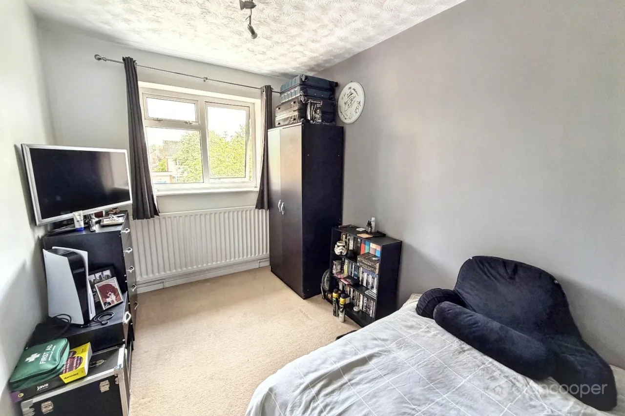 Abingdon Way, St Nicolas Park, CV11, photo 14