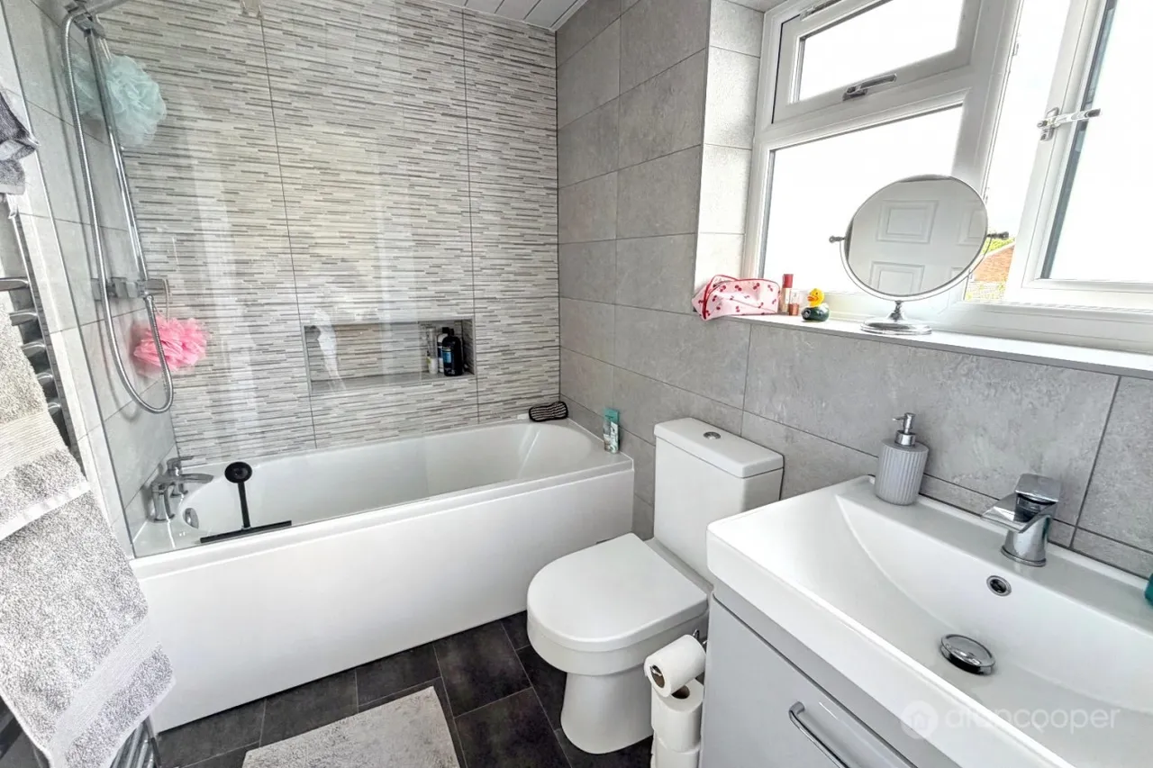 Abingdon Way, St Nicolas Park, CV11, photo 12