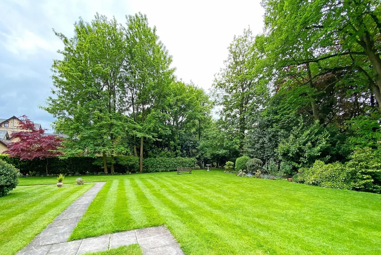 St. Margarets Road, Bowdon, WA14, photo 21