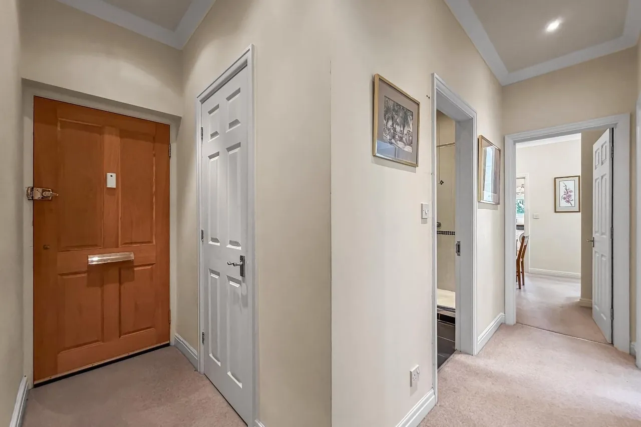 St. Margarets Road, Bowdon, WA14, photo 7